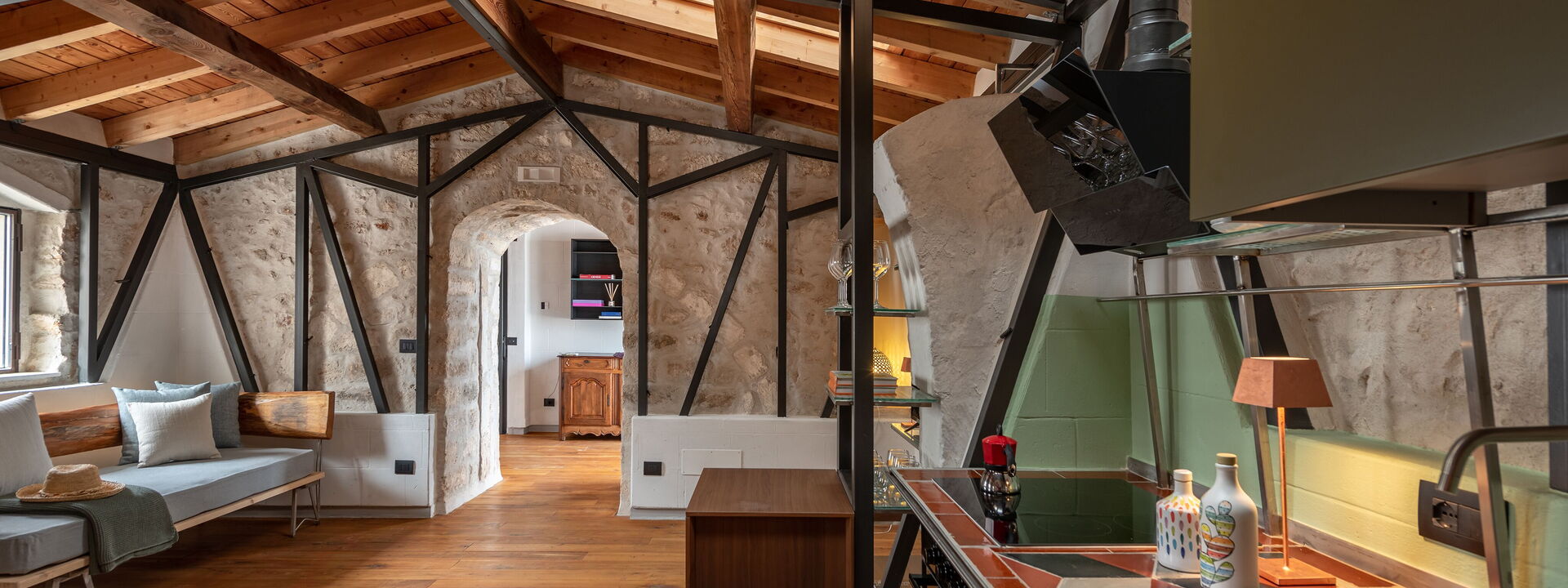 Il Quinto Elemento - Residence Of Charme - Luce: Dining Room, Kitchen, Living Room