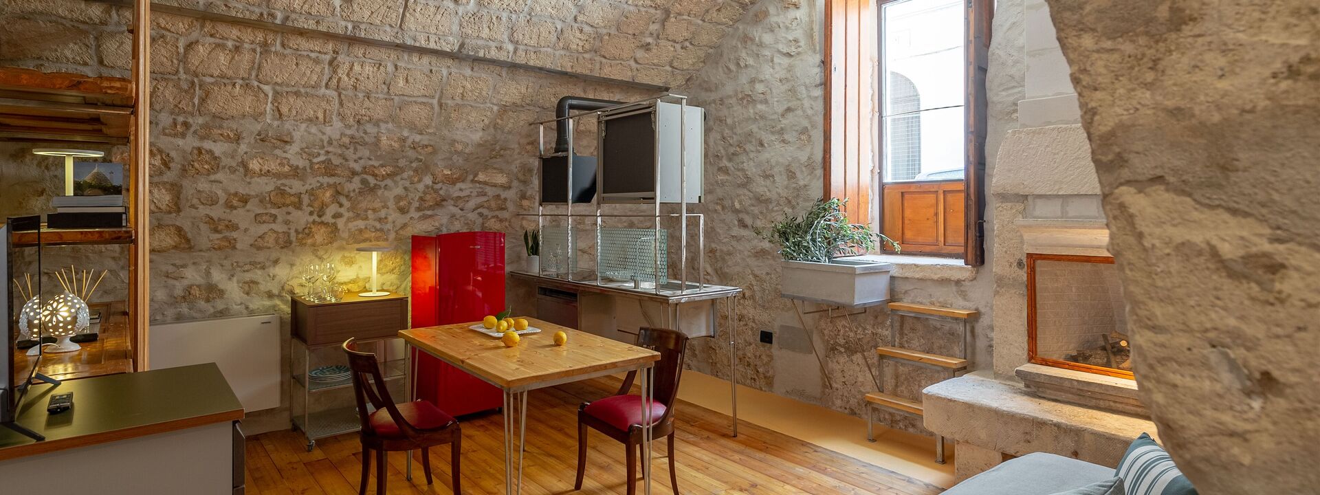 Il Quinto Elemento - Residence Of Charme - Fuoco: Dining Room, Kitchen, Living Room