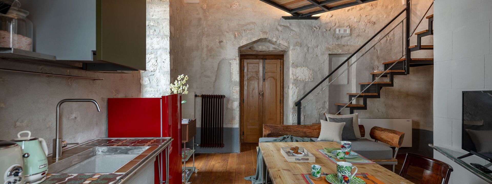 Il Quinto Elemento - Residence Of Charme - Goccia: Dining Room, Kitchen, Living Room