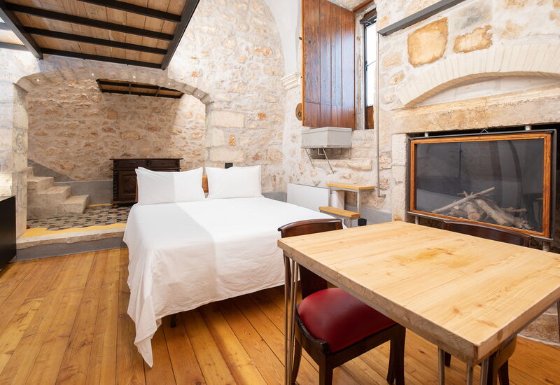 Il Quinto Elemento - Residence Of Charme - Calce: Bedroom, Dining Room, Living Room