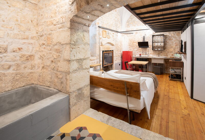 Il Quinto Elemento - Residence Of Charme - Calce: Bedroom, Dining Room, Living Room