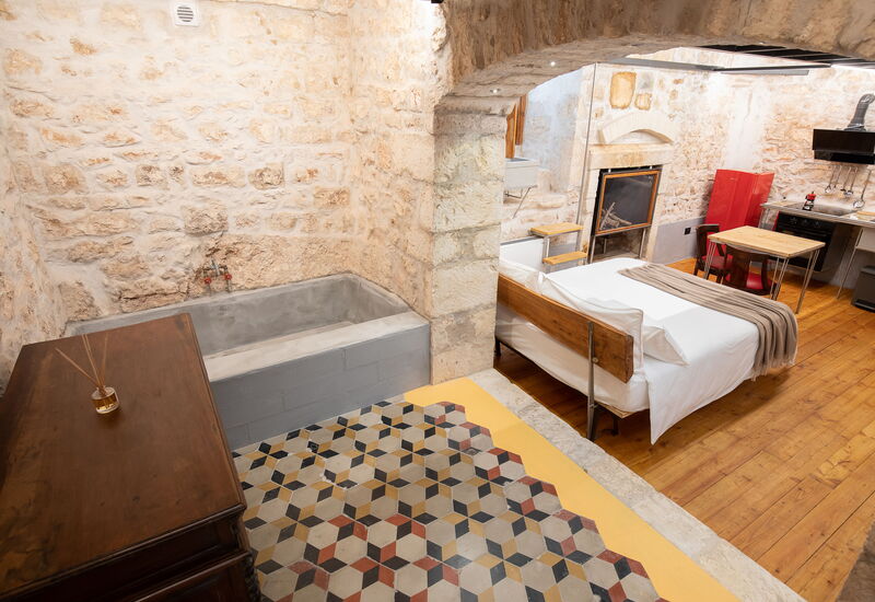 Il Quinto Elemento - Residence Of Charme - Calce: Bedroom, Dining Room, Living Room