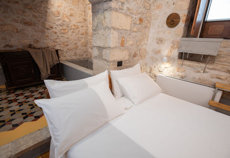 Il Quinto Elemento - Residence Of Charme - Calce: Bedroom, Dining Room, Living Room